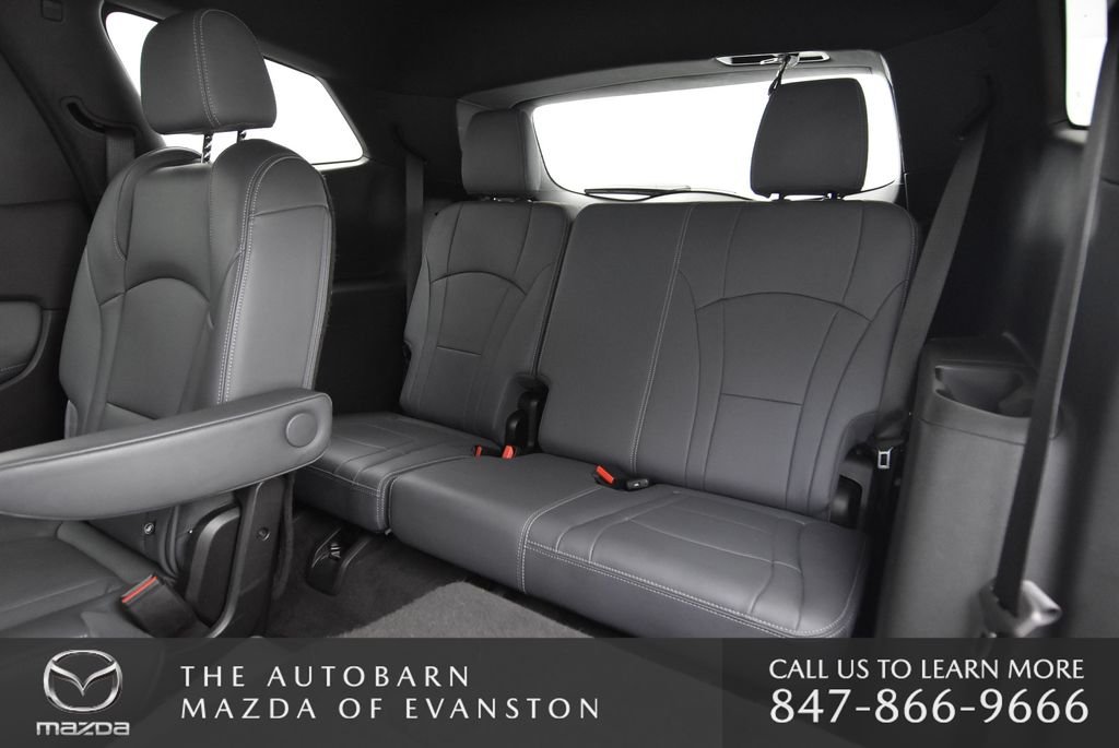 Used 2022 Summit White Buick Essence image 27