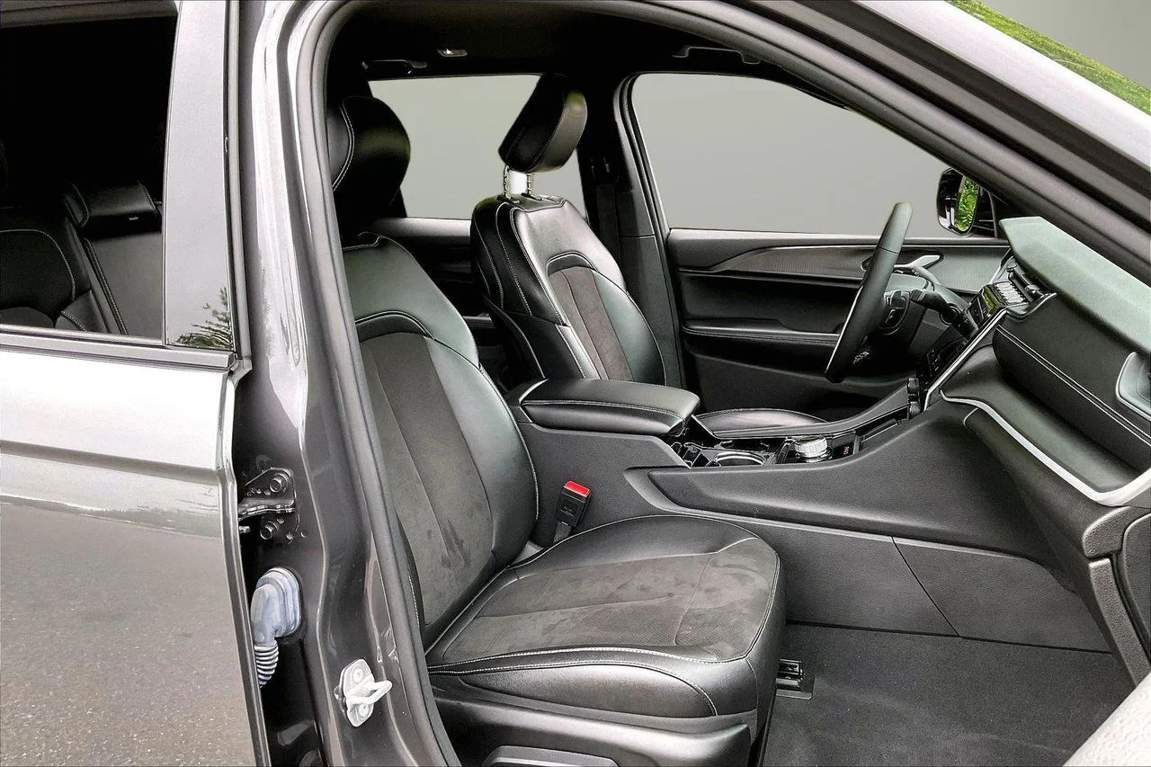 Certified Used 2023 Gray Jeep Altitude X image 23