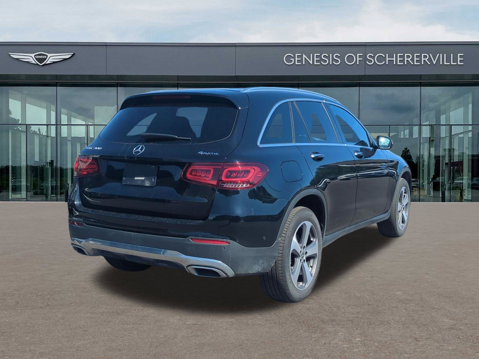 Used 2022 Black Mercedes-Benz GLC 300 image 7