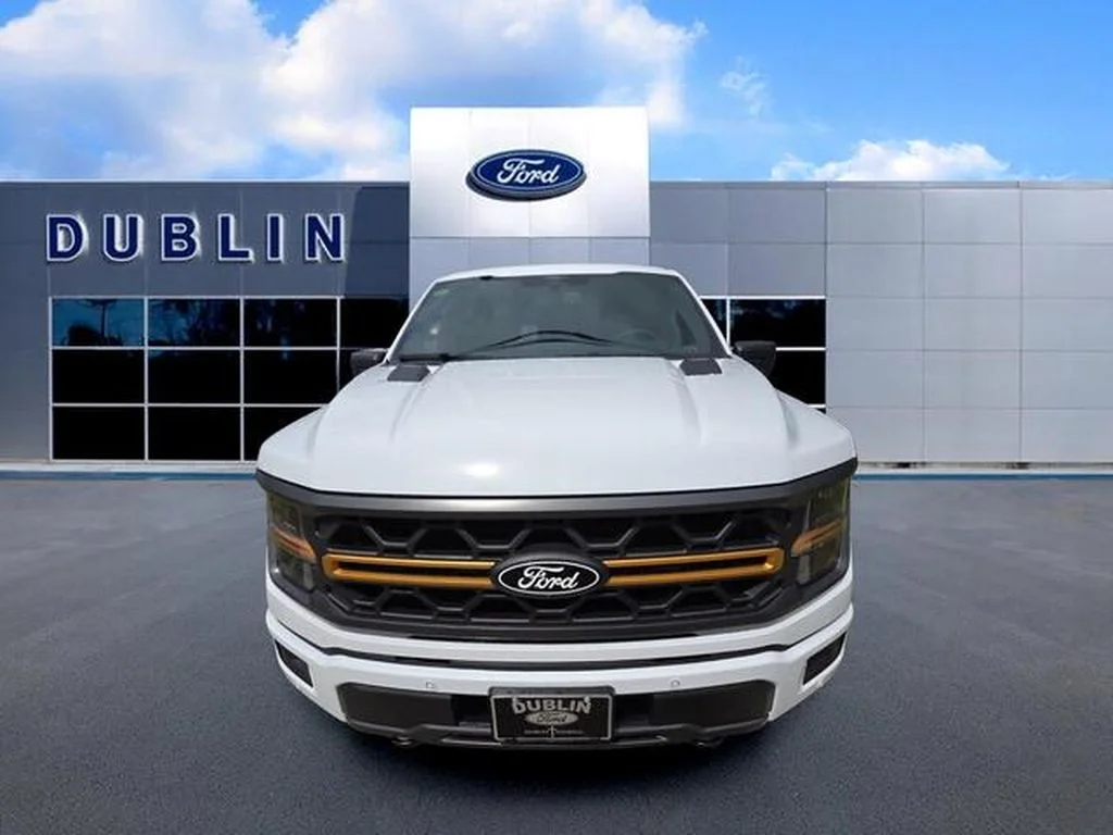 New 2026 Oxford White Ford Tremor® image 2