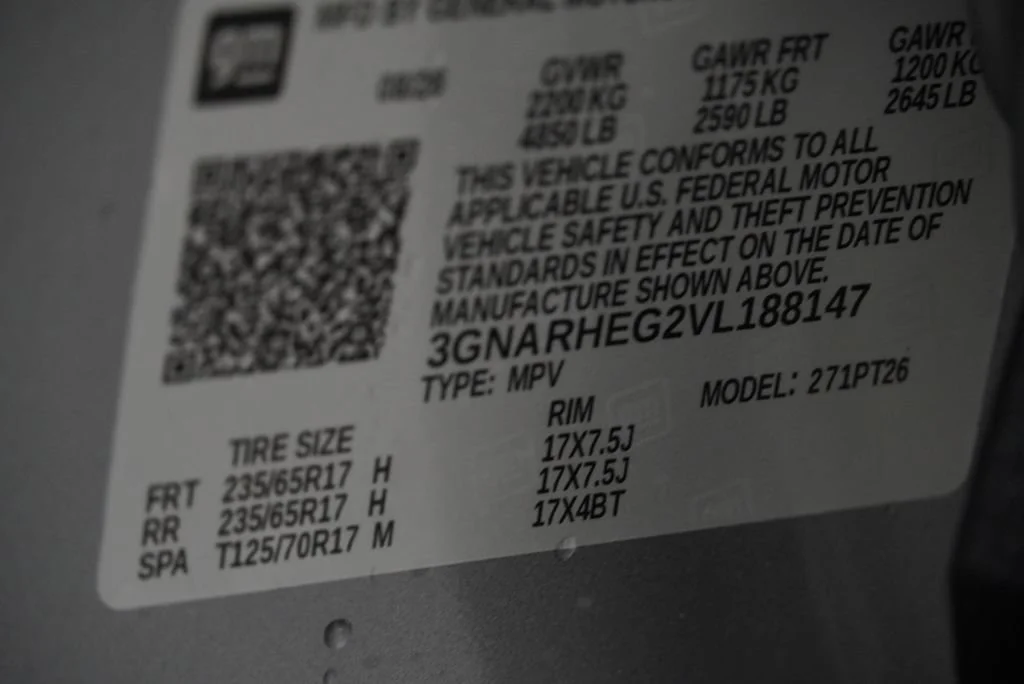 New 2027 Sterling Gray Metallic Chevrolet LT image 42