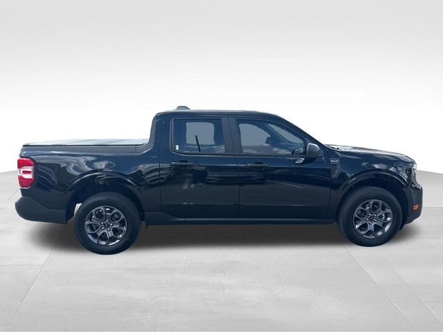 Used 2025 Black Ford XLT image 6