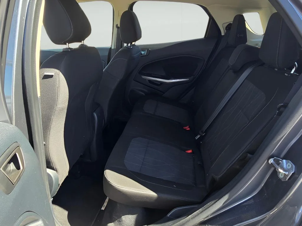 Used 2020 Smoke Metallic Ford SE image 27