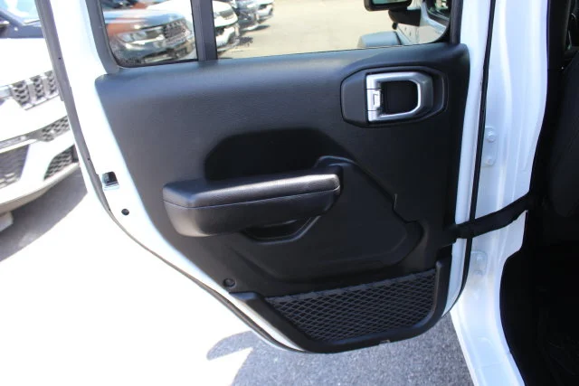 Used 2019 White Jeep Unlimited Sport S image 19