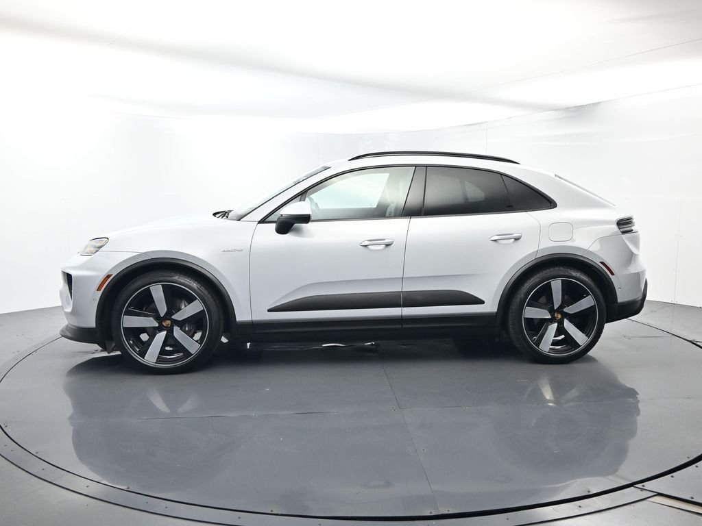 Certified 2025 Porsche Macan Base with VIN WP1AD2XA4SL076322 for sale in West Palm Beach, FL