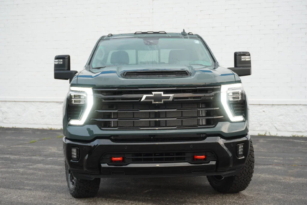 2026 Chevrolet Silverado 2500 HD LTZ - Photo 6