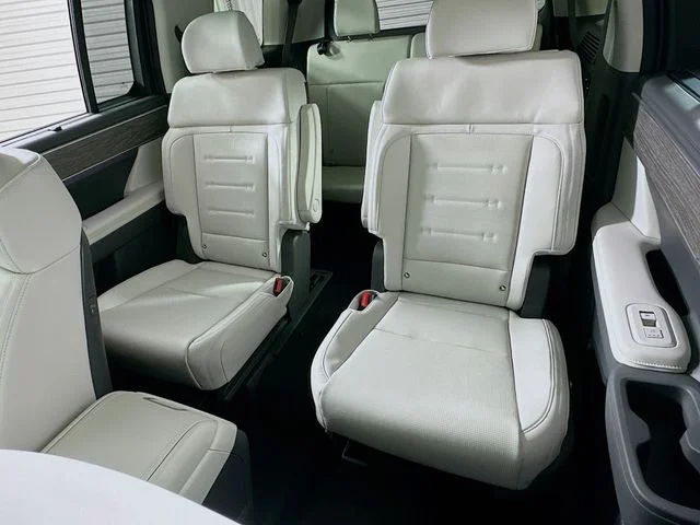 New 2026 Hyundai SANTA FE HYBRID Calligraphy