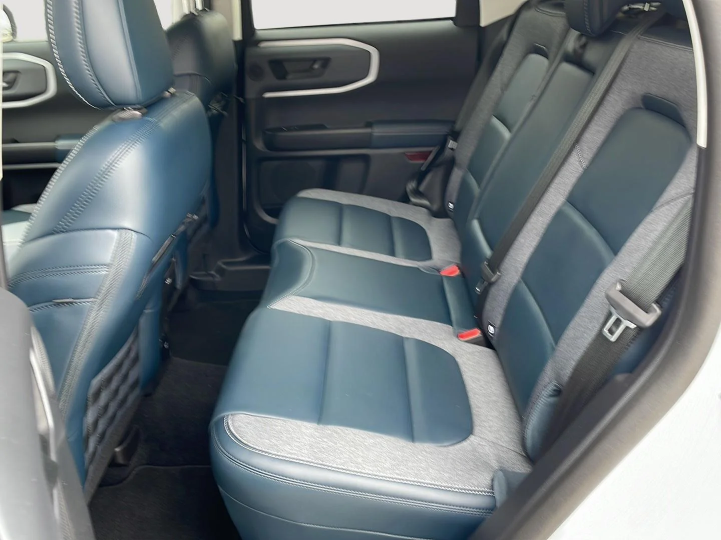 Certified Used 2023 Oxford White Ford Outer Banks image 5