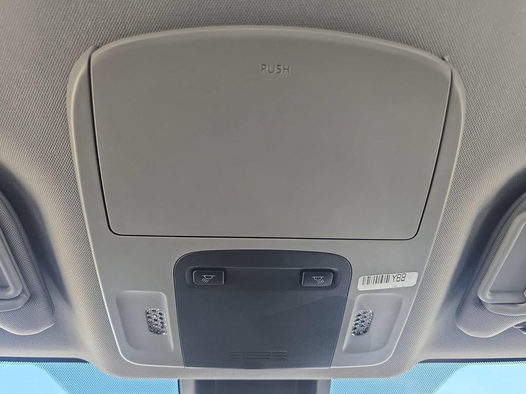 2023 Toyota Camry LE - Photo 29