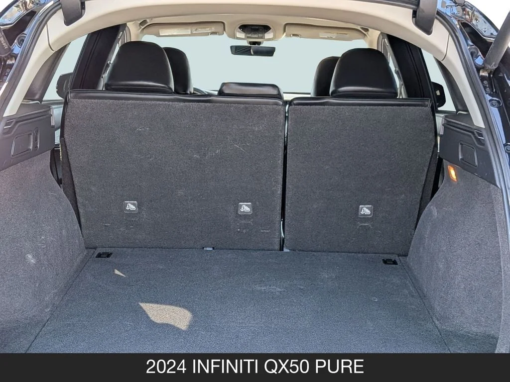 Used 2024 Black INFINITI PURE image 23