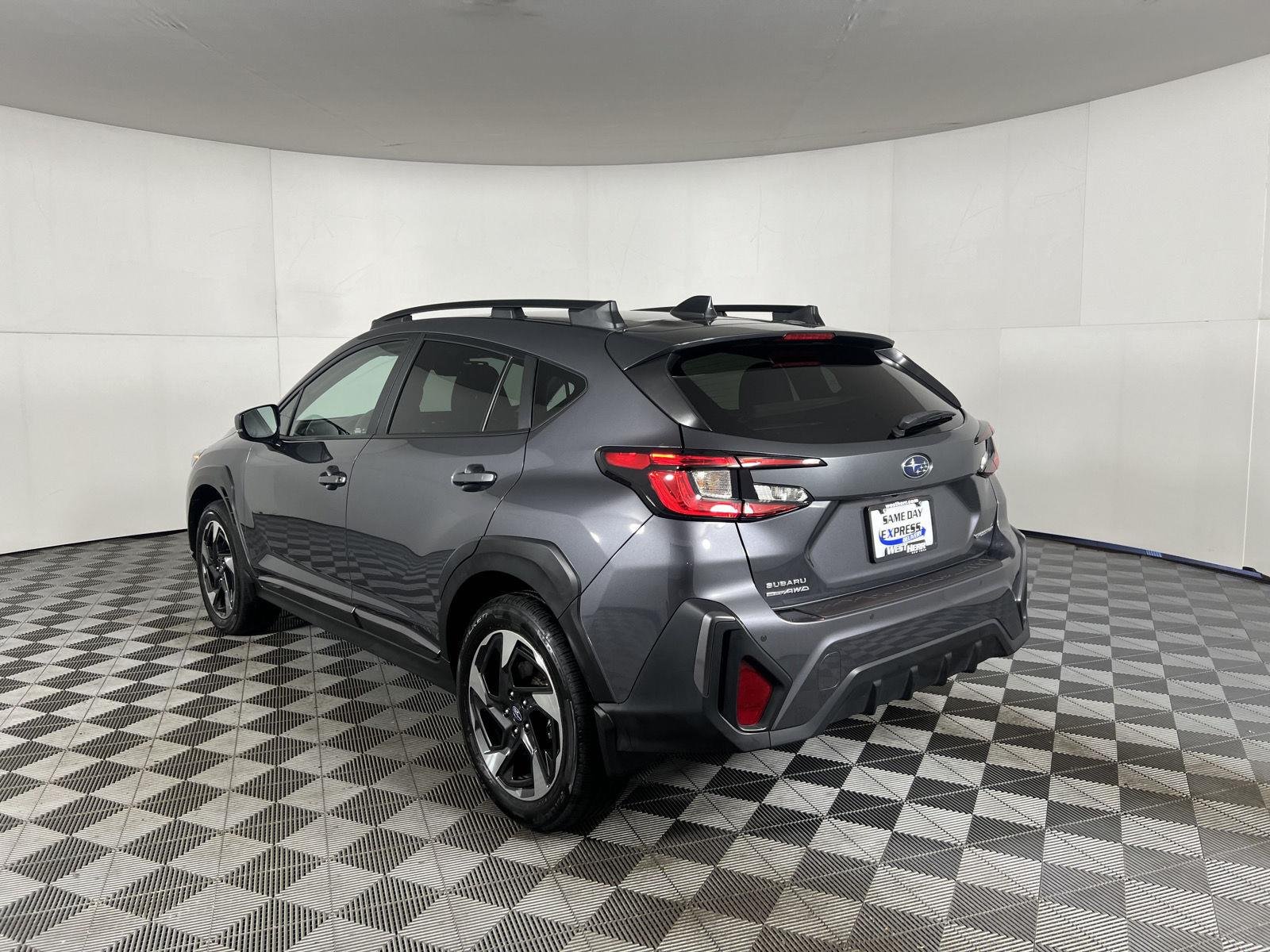 Used 2024 Magnetite Gray Metallic Subaru Limited image 6