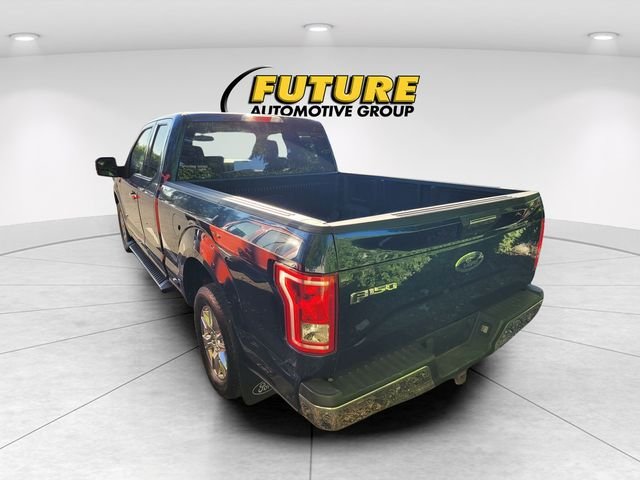 Used 2016 Blue Ford XLT image 4