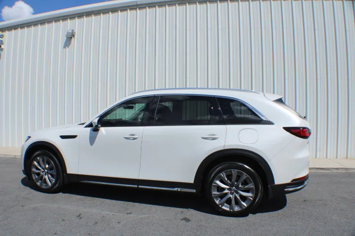 Used 2024 White Mazda 3.3 Turbo Premium image 3