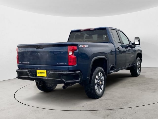 Used 2022 Blue Chevrolet Custom image 5