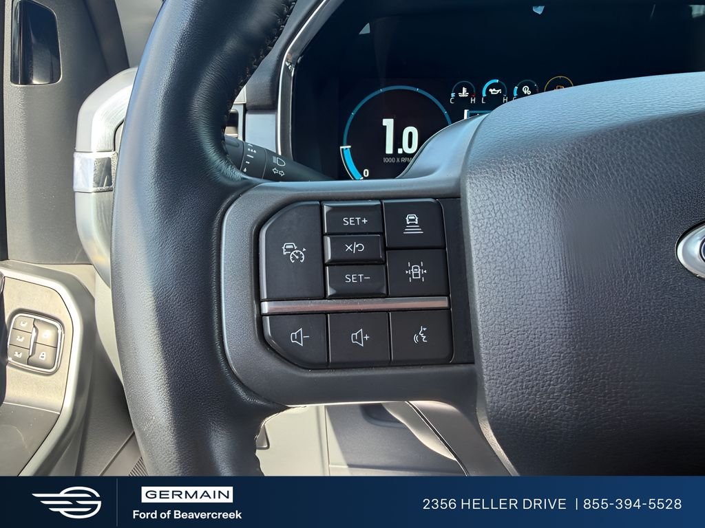 Used 2021  Ford Lariat image 18