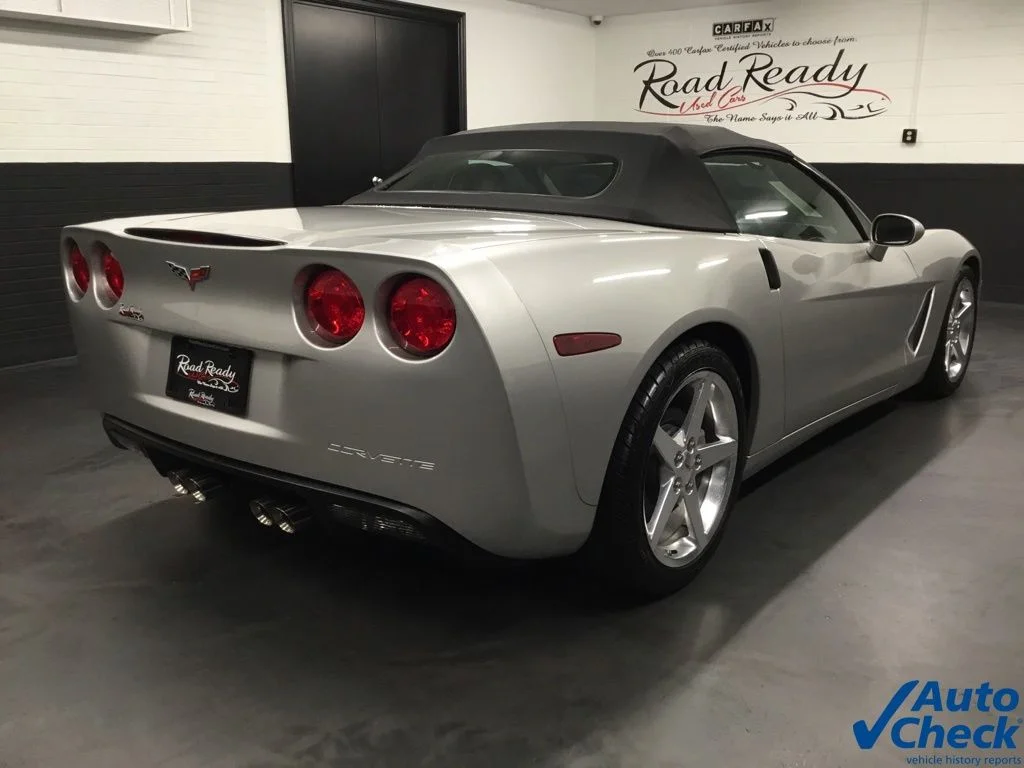 Used 2005 Silver Chevrolet Base image 21