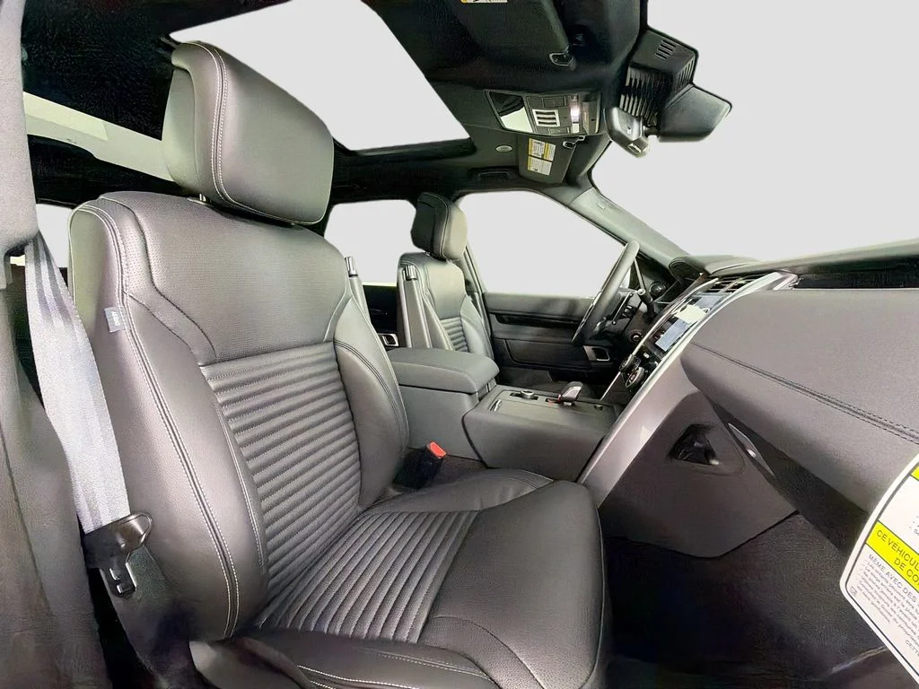 New 2026 Fuji White Land Rover S image 30