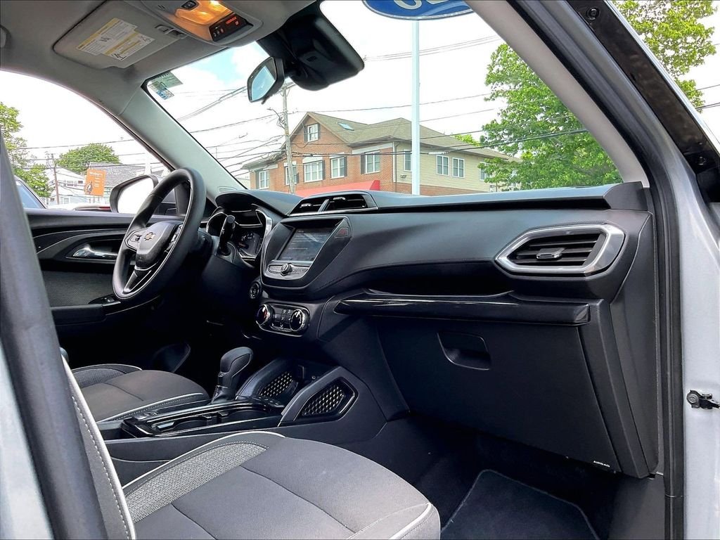 Used 2023 Gray Chevrolet LT image 14