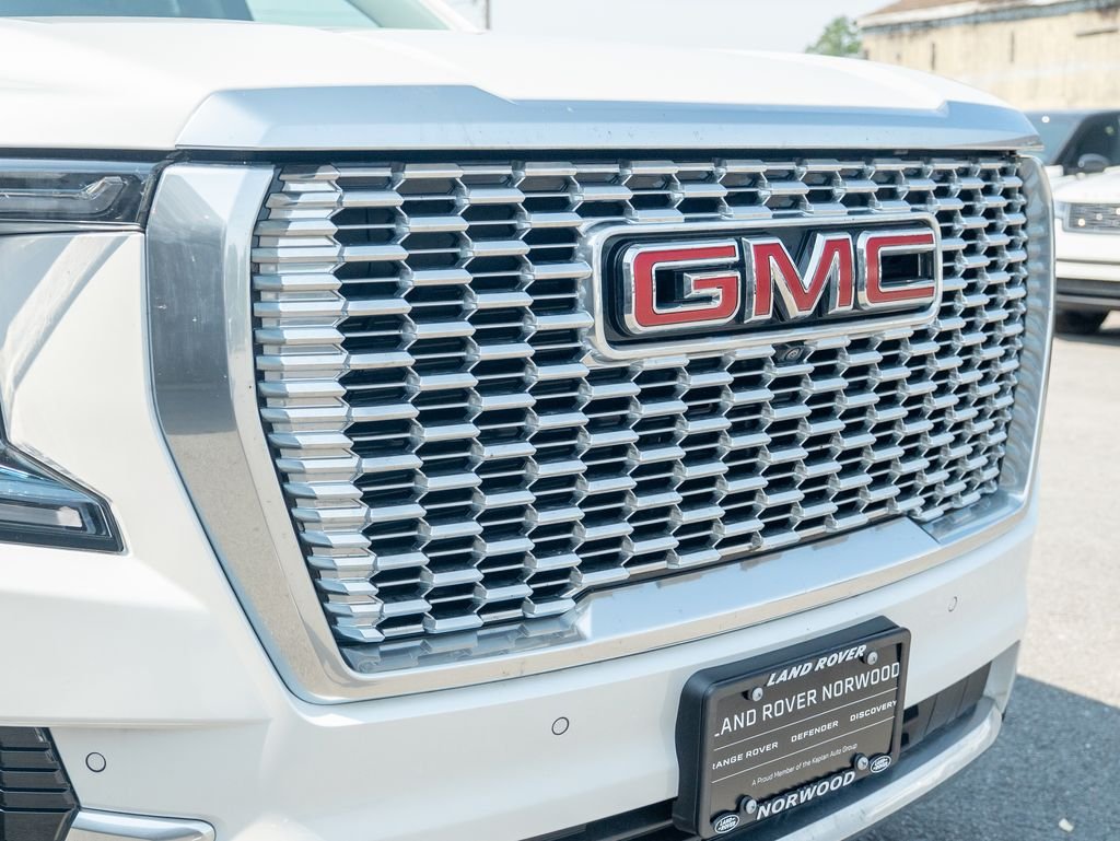 Used 2024 White GMC Denali image 16