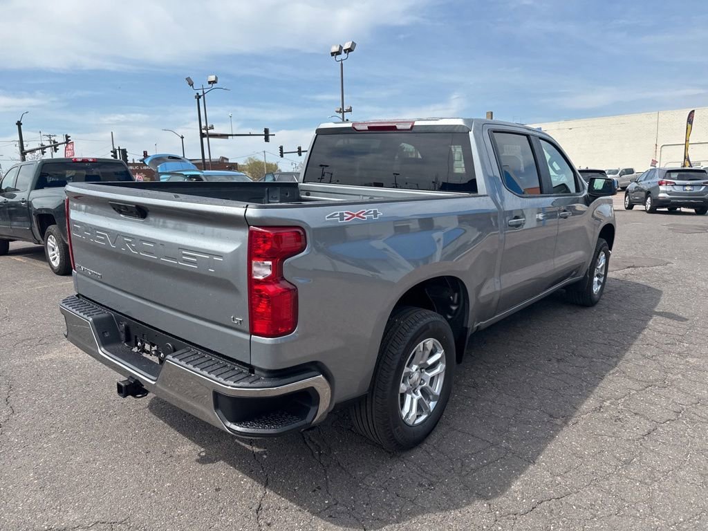 New 2026 Sterling Gray Metallic Chevrolet LT (2FL) image 10