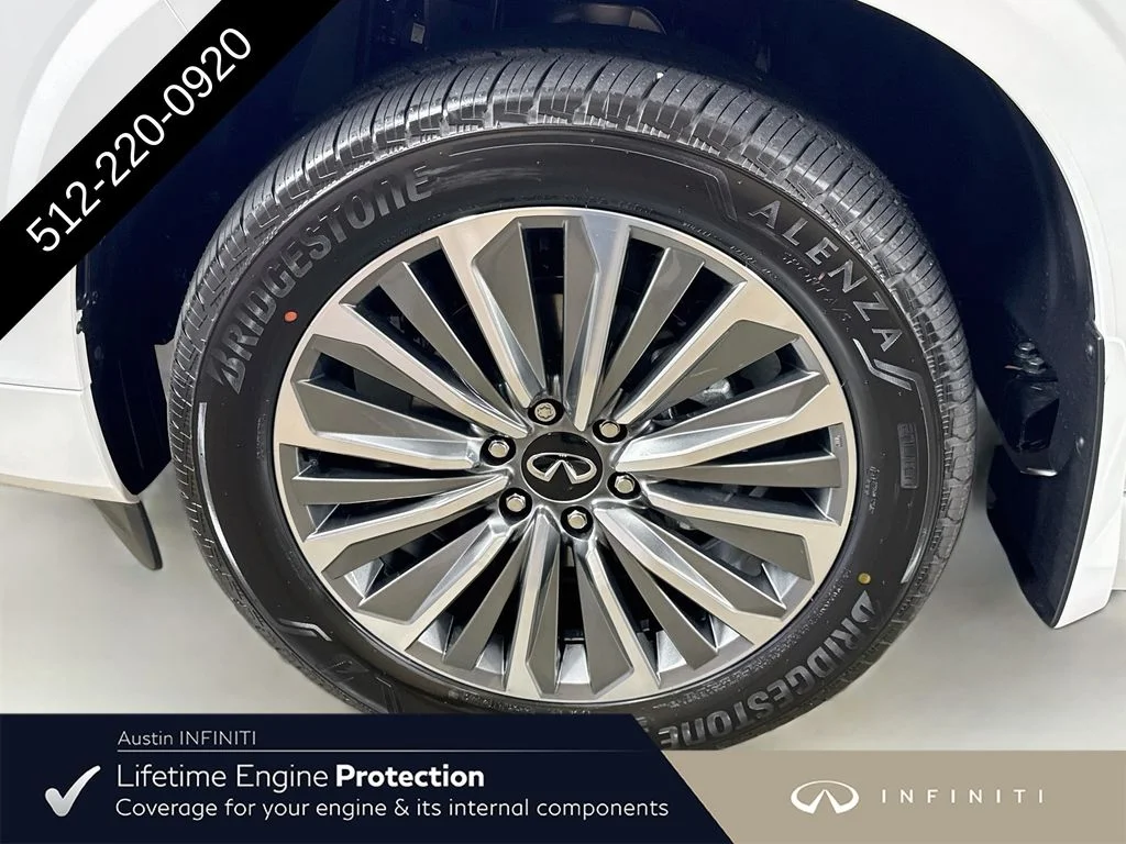 New 2027 White INFINITI LUXE image 43