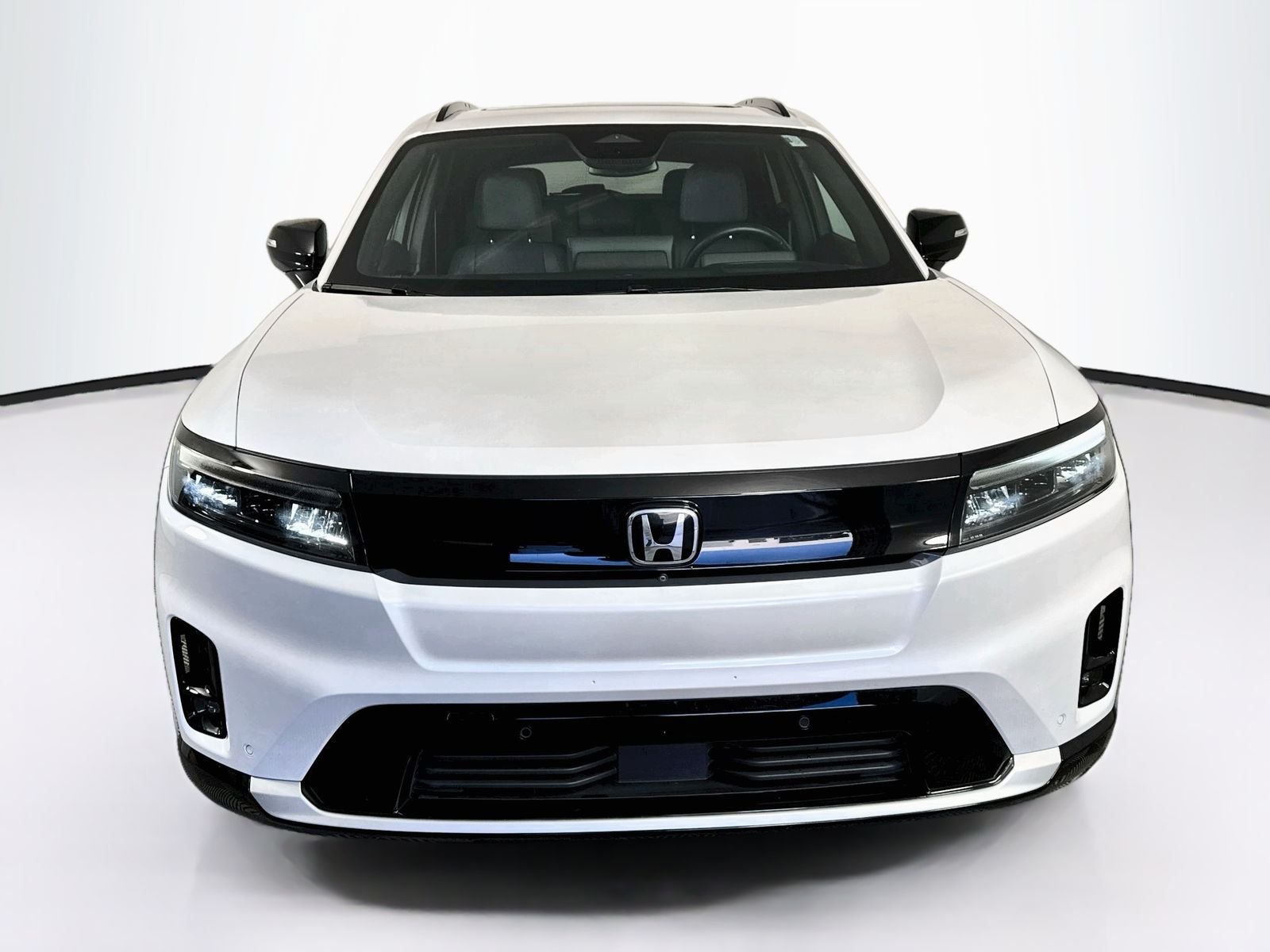 Used 2024 White Honda Elite image 2