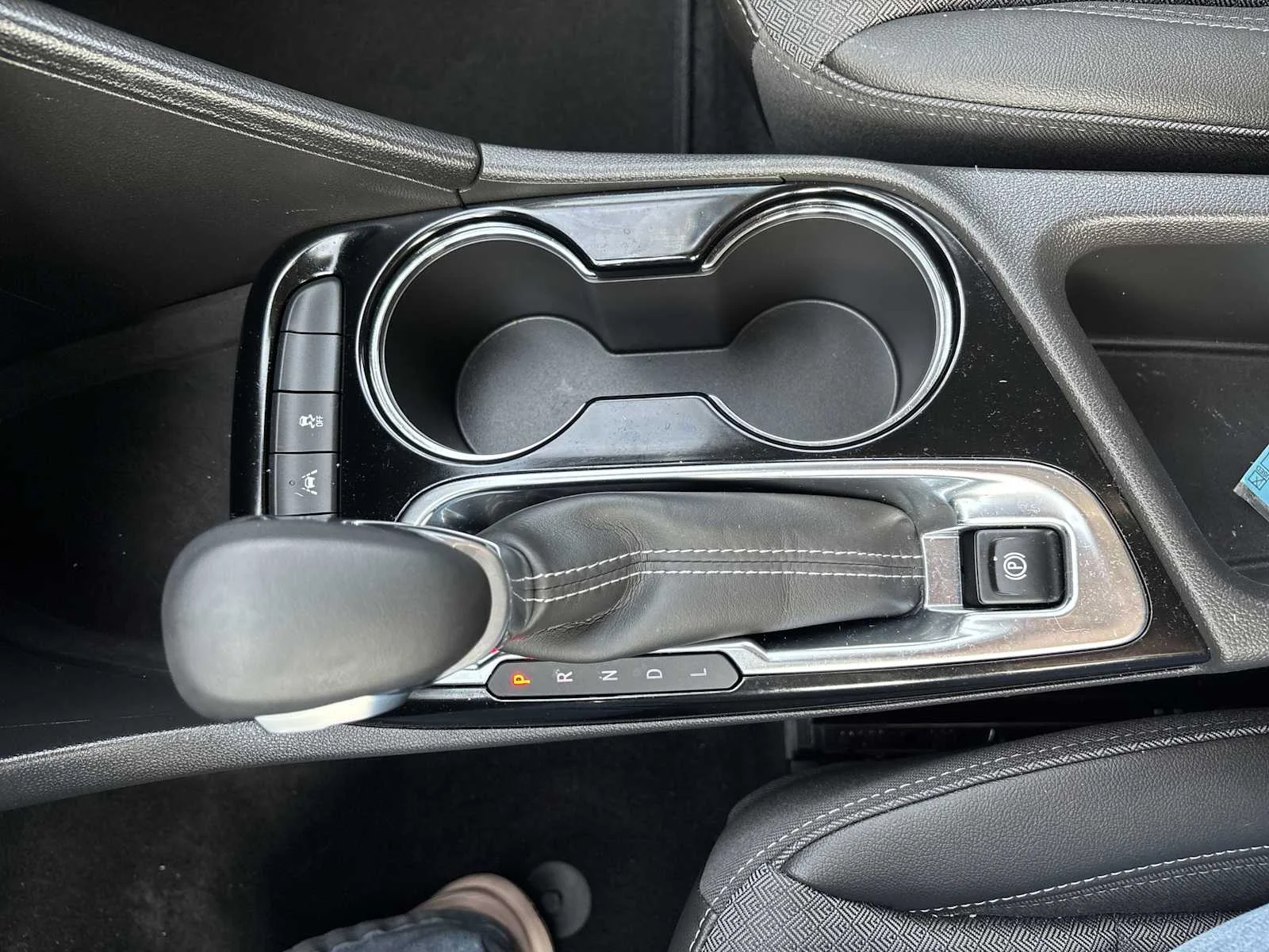 2025 Buick Encore GX Preferred - Photo 17