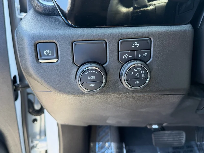 Used 2023 Summit White Chevrolet RST image 16