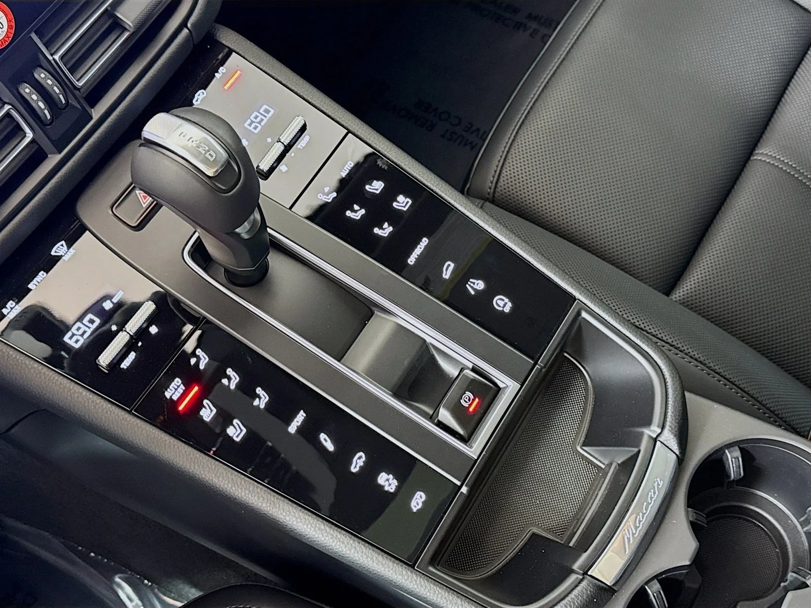 Certified Used 2025 Chalk Porsche  image 19
