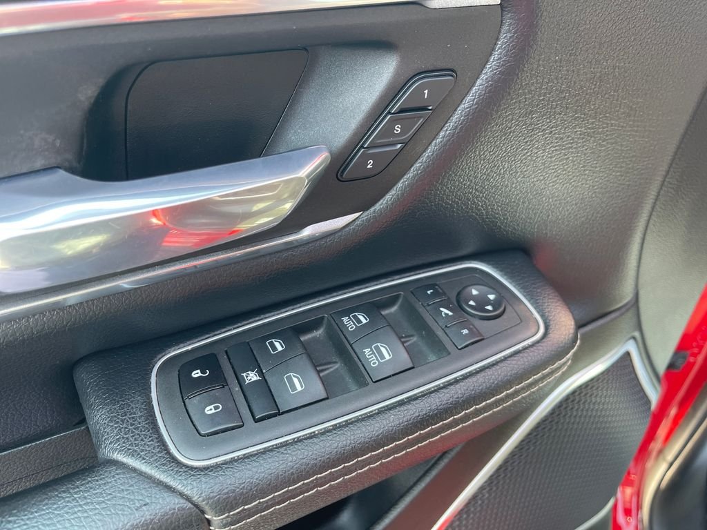 Used 2022 Red Ram Laramie image 12