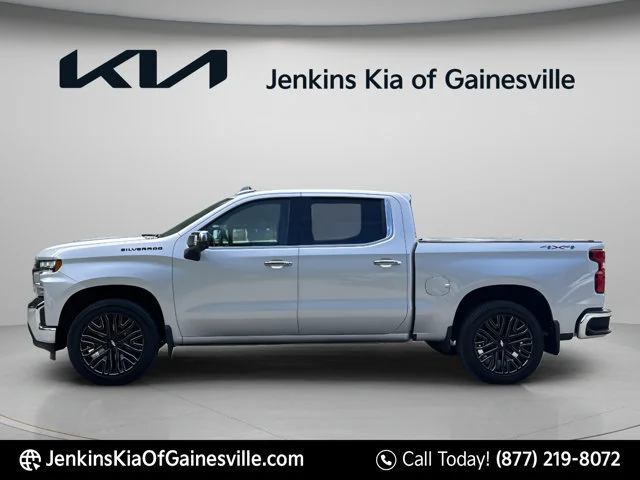 Used 2022 Silver Chevrolet LTZ image 4