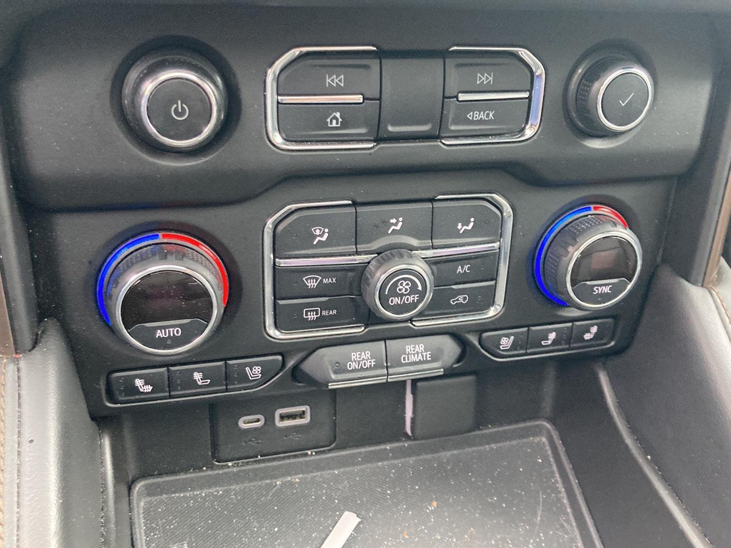 Used 2021 Black Chevrolet High Country image 16