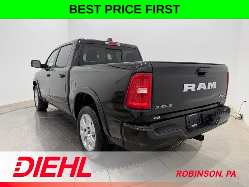 New 2026 Diamond Black Crystal Pearl-Coat Exterior Paint RAM Big Horn/Lone Star image 5