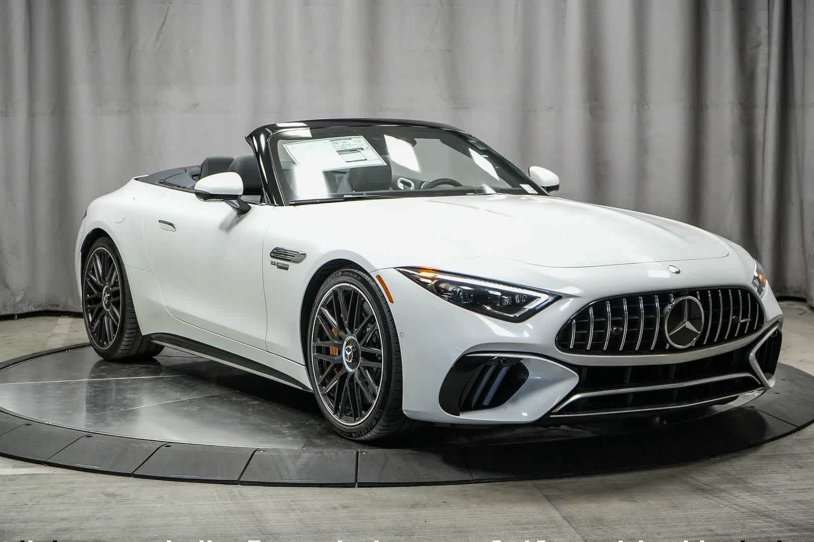 New 2025 MANUFAKTUR Moonlight White Metallic Mercedes-Benz AMG® SL 63 S E Performance Roadster image 55