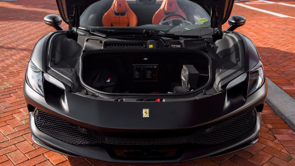 Used 2025 Grigio Scuro Ferrari  image 33