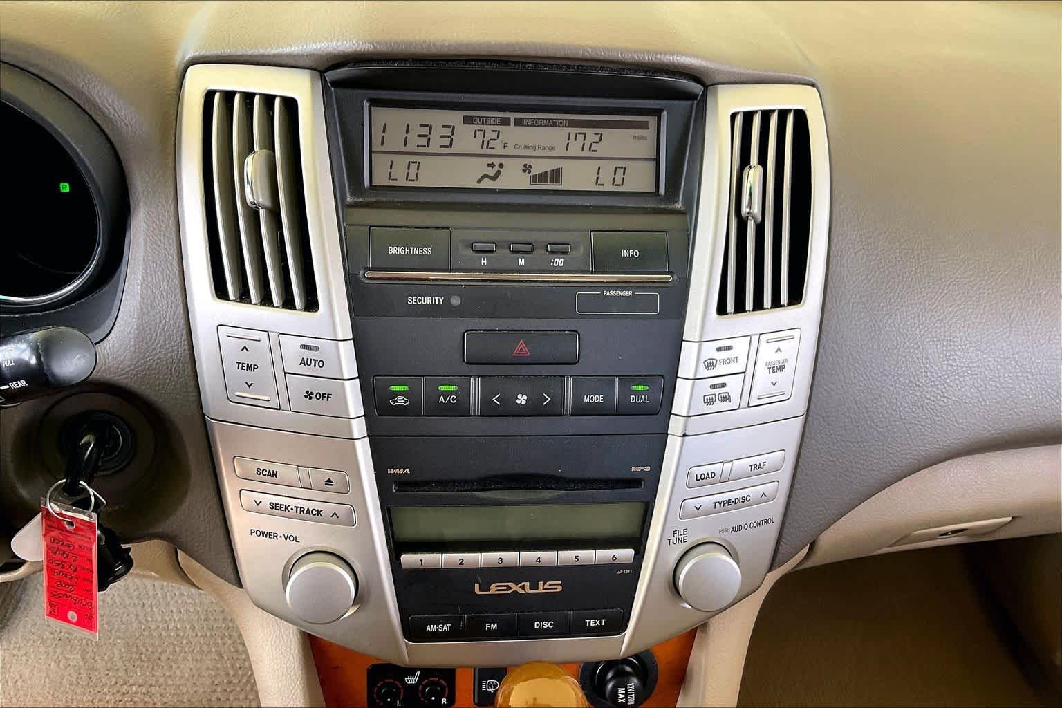 Used 2008 Desert Sage Metallic Lexus  image 29