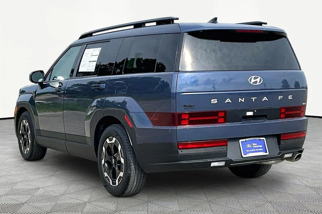 Certified Used 2025 Atlantic Blue Hyundai SEL image 13