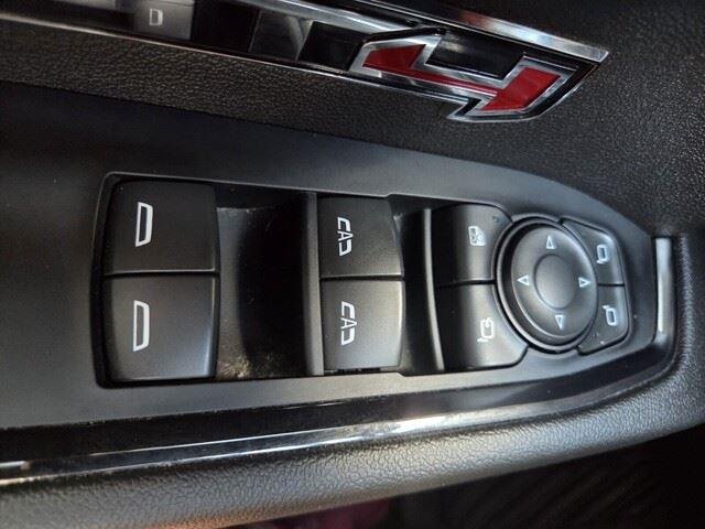 Used 2022 Titanium Rush Metallic GMC AT4 image 21