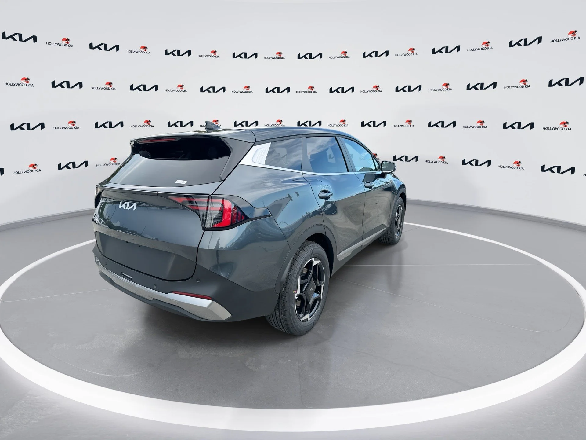 New 2026 Gravity Gray Kia EX image 8