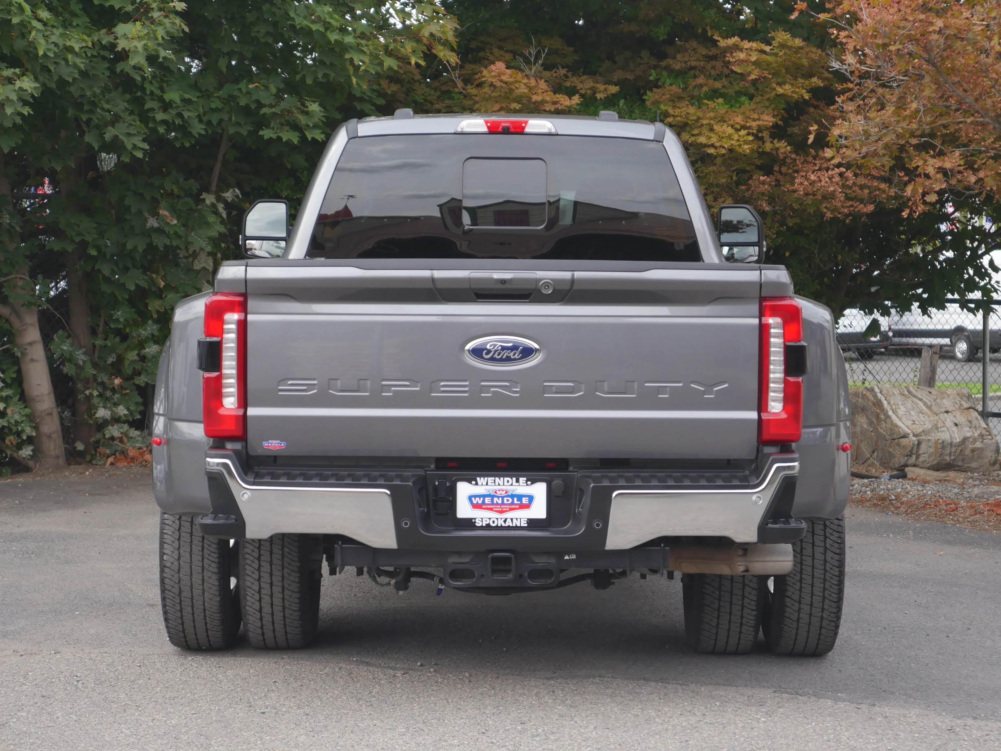 Certified Used 2024 Carbonized Gray Metallic Ford LARIAT image 27
