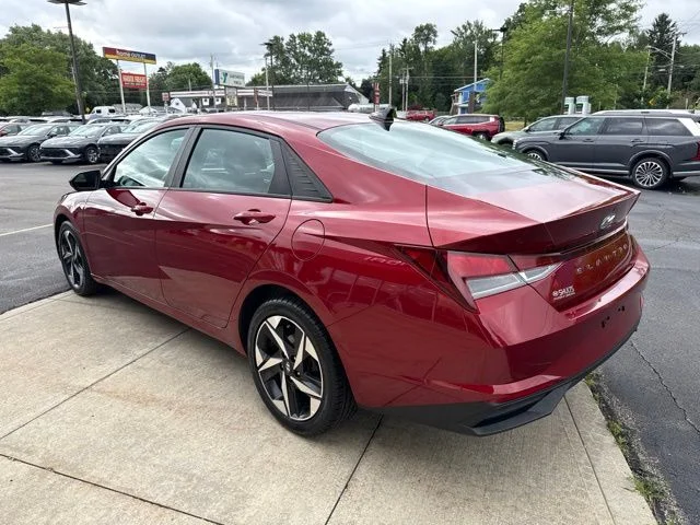 Certified Used 2023 Red Hyundai SEL image 16