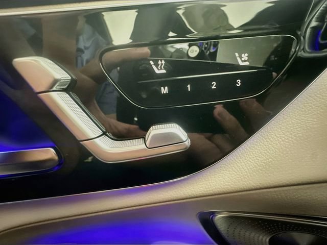 New 2026 Polar White Mercedes-Benz GLC 300 image 48