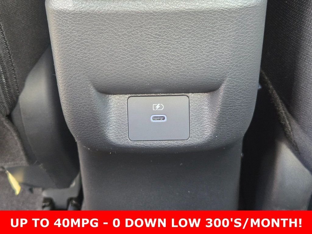 2025 Nissan Versa Sedan SV - Photo 12