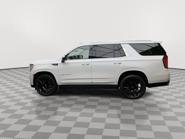 Used 2024 White Frost Tricoat GMC Denali image 41