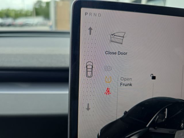 2025 Tesla Model 3 Long Range - Photo 23