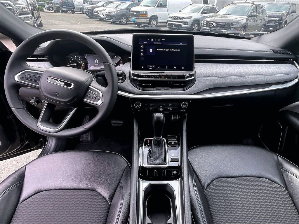 Used 2024 Black Jeep Latitude image 21