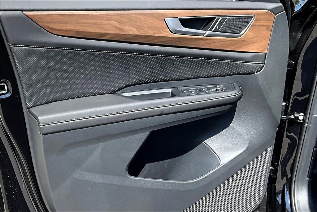 New 2026 Black Volkswagen 2.0T SE image 21