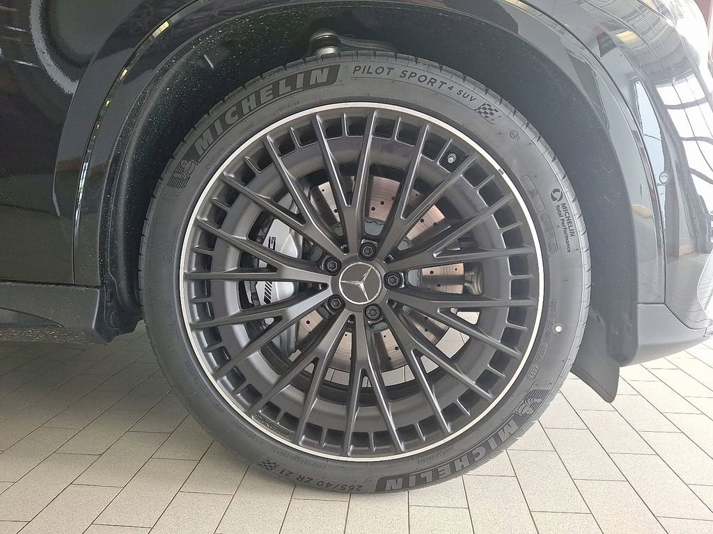 2025 Mercedes-Benz GLC AMG GLC43 - Photo 35