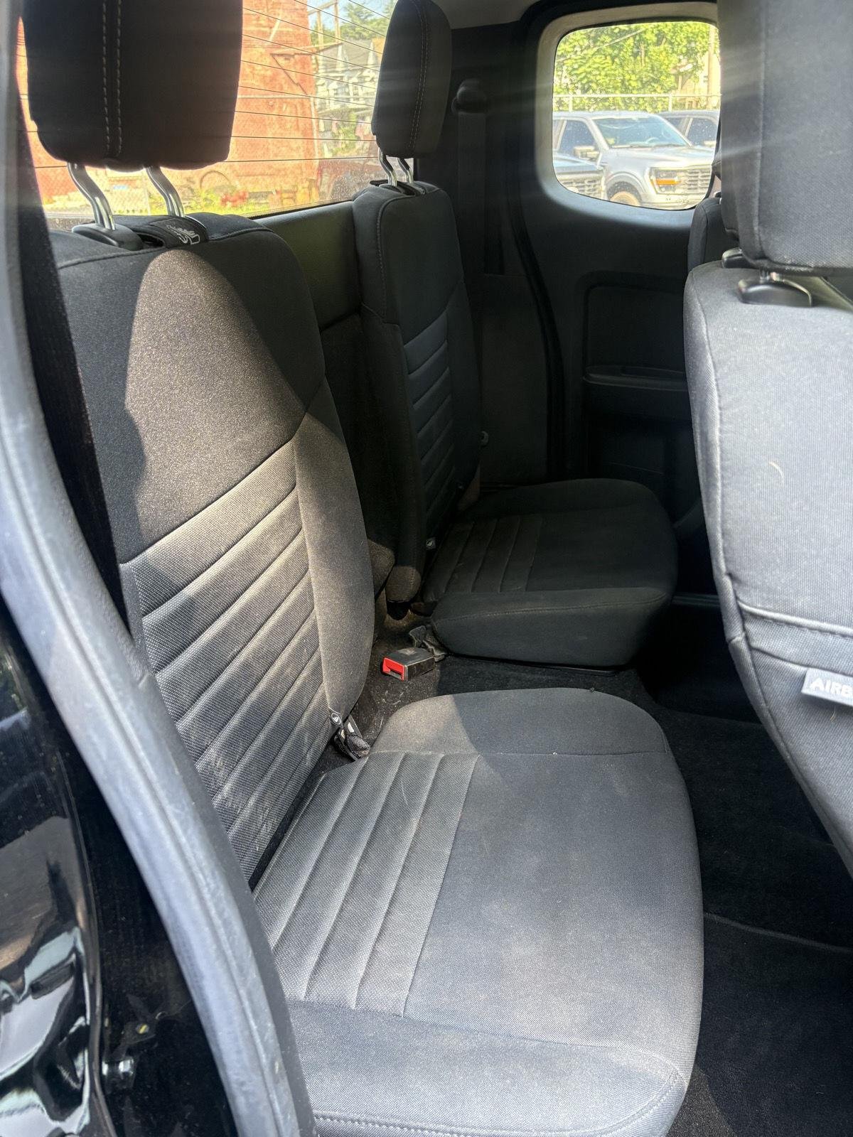 Used 2020 Shadow Black Ford XLT image 13