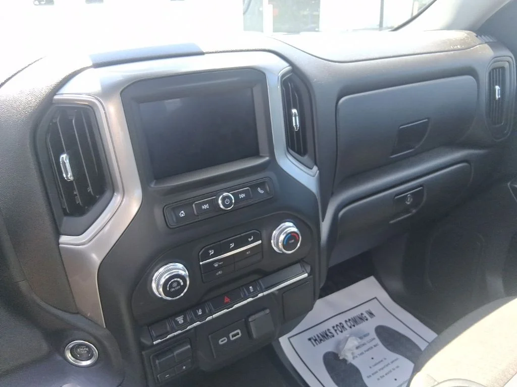 Used 2025 White GMC Pro image 10